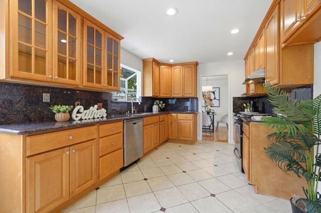 269 Los Palmos Way, San Jose, CA 95119