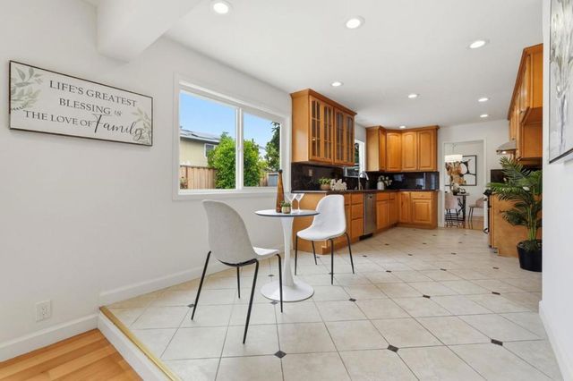 269 Los Palmos Way, San Jose, CA 95119