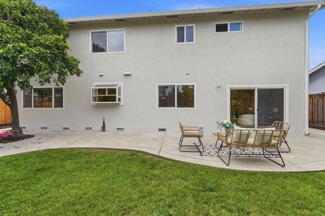 269 Los Palmos Way, San Jose, CA 95119
