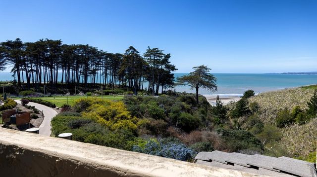 302 Seascape Resort Drive, Aptos, CA 95003