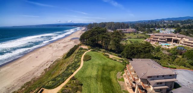 302 Seascape Resort Drive, Aptos, CA 95003