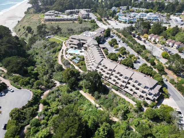 302 Seascape Resort Drive, Aptos, CA 95003