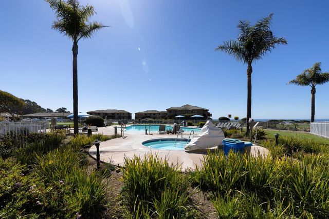 302 Seascape Resort Drive, Aptos, CA 95003