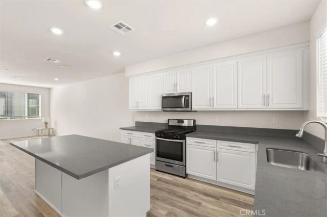 1212 Ironsides Lane, Harbor City, CA 90710