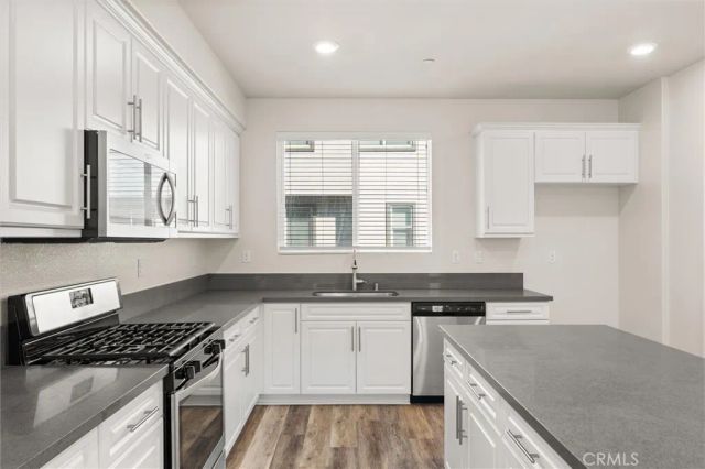1212 Ironsides Lane, Harbor City, CA 90710
