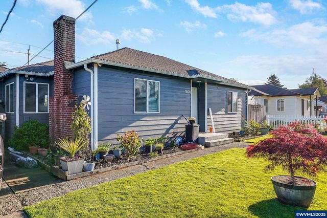 1500 George St, Woodburn, OR 97071