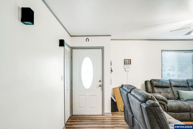 1500 George St, Woodburn, OR 97071