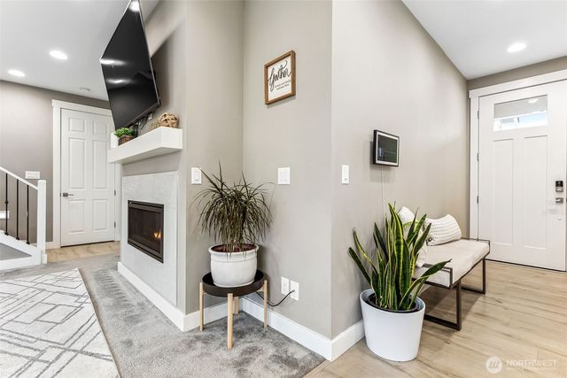 5664 157th Avenue Ct E, Sumner, WA 98390