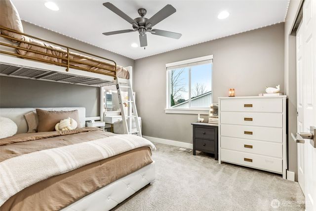 5664 157th Avenue Ct E, Sumner, WA 98390