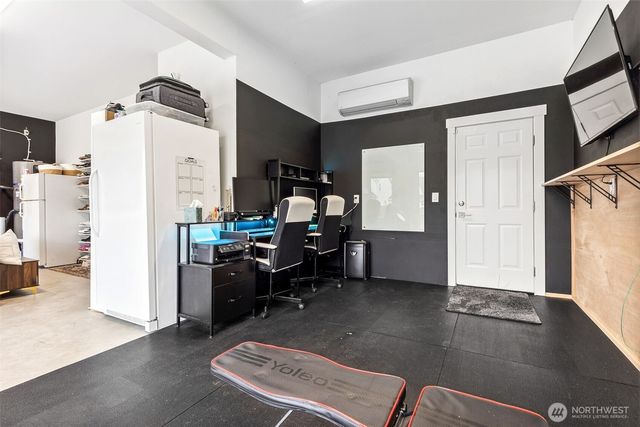 5664 157th Avenue Ct E, Sumner, WA 98390