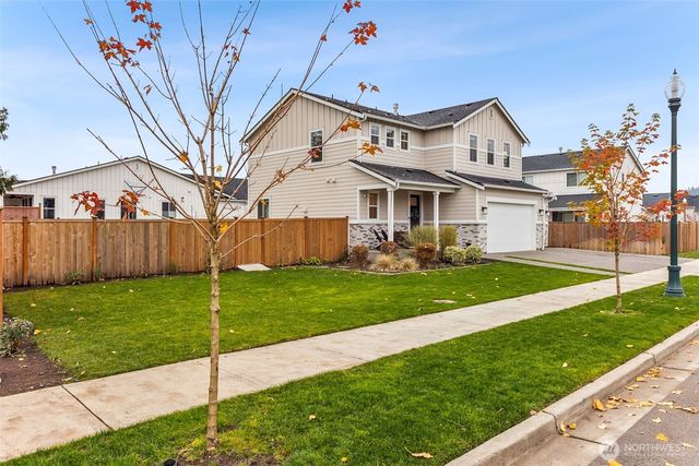 5664 157th Avenue Ct E, Sumner, WA 98390