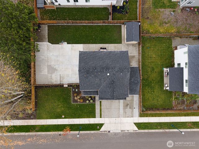 5664 157th Avenue Ct E, Sumner, WA 98390