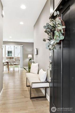 5664 157th Avenue Ct E, Sumner, WA 98390