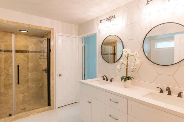 4013 18th Street, Plano, TX 75074