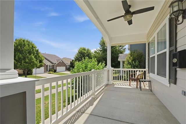 1251 SW Arbormill Terrace, Lee's Summit, MO 64082