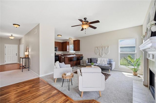 1251 SW Arbormill Terrace, Lee's Summit, MO 64082