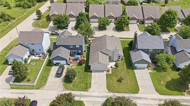 1251 SW Arbormill Terrace, Lee's Summit, MO 64082
