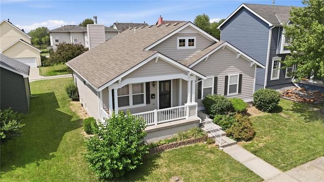 1251 SW Arbormill Terrace, Lee's Summit, MO 64082