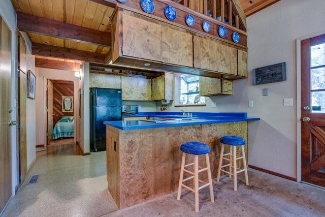 1138 Cypress Pt, Arnold, CA 95223