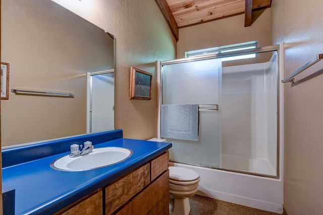 1138 Cypress Pt, Arnold, CA 95223