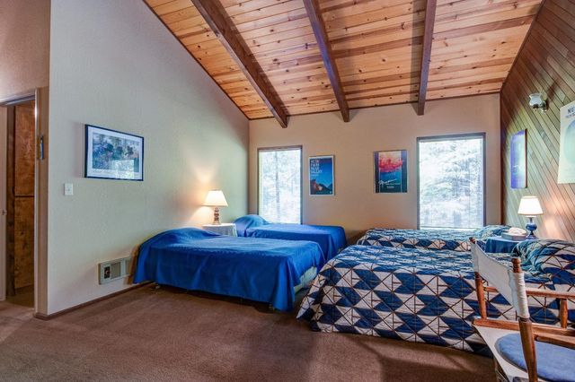 1138 Cypress Pt, Arnold, CA 95223