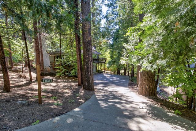 1138 Cypress Pt, Arnold, CA 95223