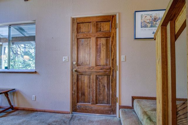 1138 Cypress Pt, Arnold, CA 95223
