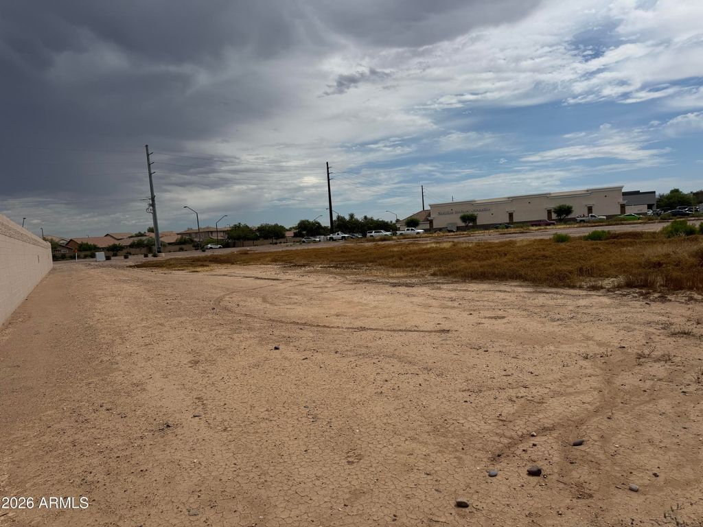 1358 E MOTORPLEX Loop 2G, Gilbert, AZ 85297 — photo 3