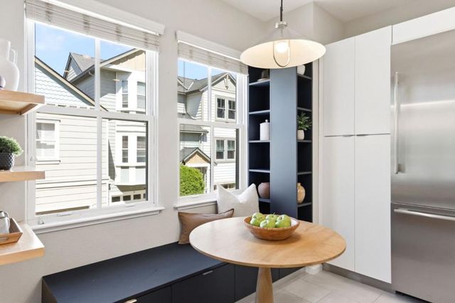 10 Creekside Lane, San Mateo, CA 94401