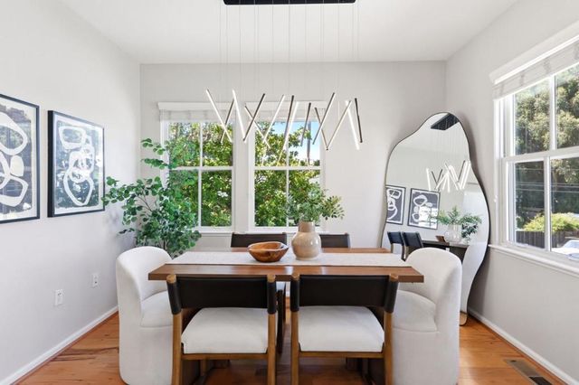 10 Creekside Lane, San Mateo, CA 94401