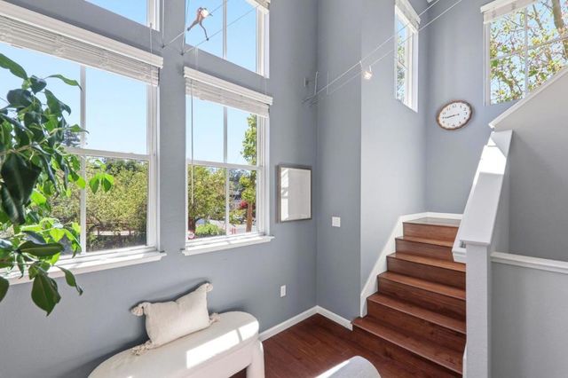 10 Creekside Lane, San Mateo, CA 94401