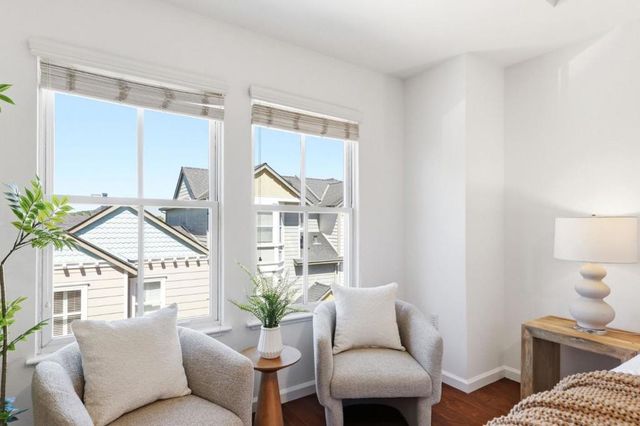 10 Creekside Lane, San Mateo, CA 94401