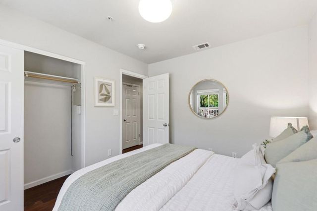 10 Creekside Lane, San Mateo, CA 94401