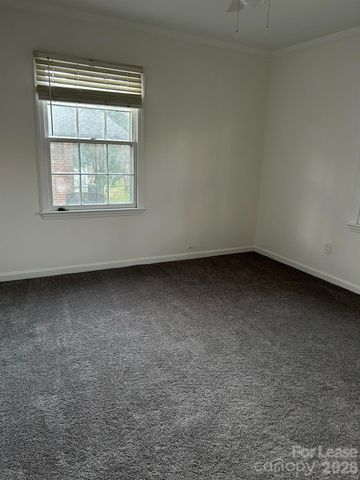 815 W Mauney Avenue, Gastonia, NC 28052