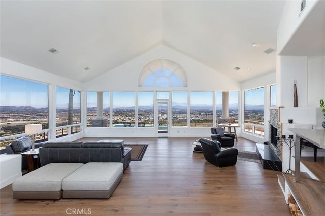 42600 Pradera, Temecula, CA 92590