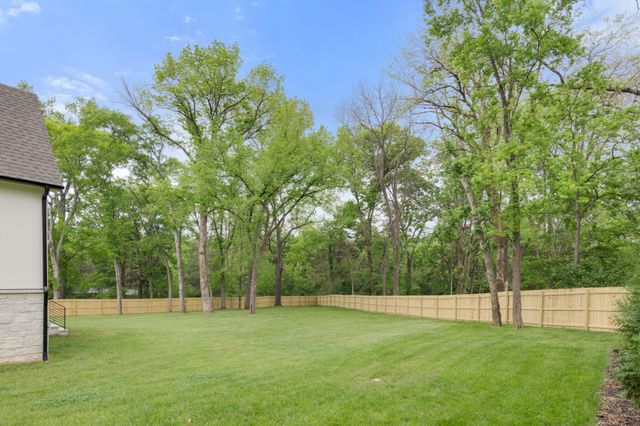 706 Brook Hollow Rd, Nashville, TN 37205