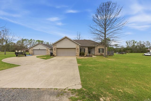 114 Mildred Ln, Beebe, AR 72012