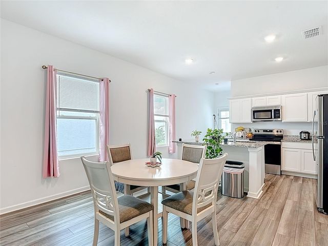 38345 HONEYSUCKLE DRIVE, Dade City, FL 33525