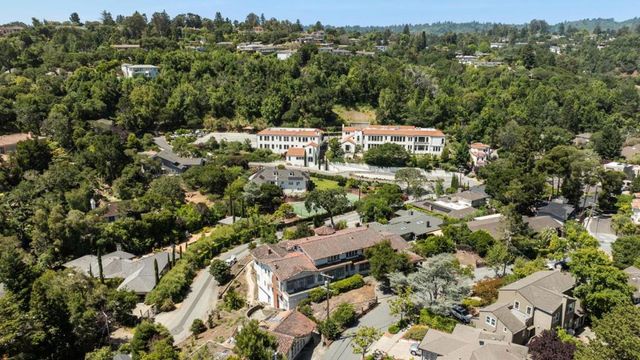 1385 Hillside Circle, Burlingame, CA 94010