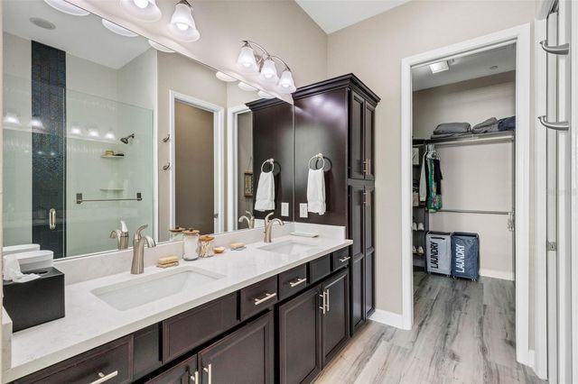 289 SAPPHIRE LAKE DRIVE 202, Bradenton, FL 34209