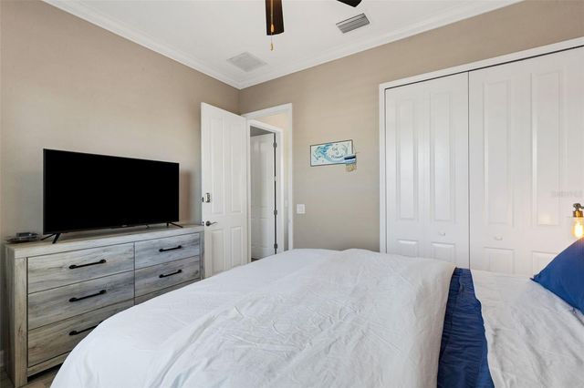 289 SAPPHIRE LAKE DRIVE 202, Bradenton, FL 34209