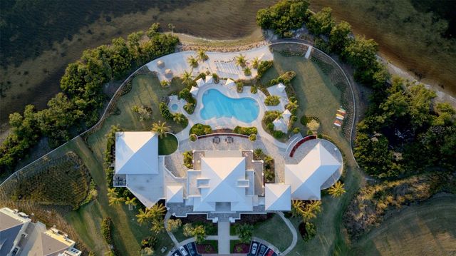 289 SAPPHIRE LAKE DRIVE 202, Bradenton, FL 34209