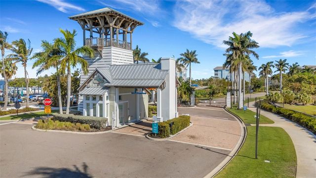 289 SAPPHIRE LAKE DRIVE 202, Bradenton, FL 34209