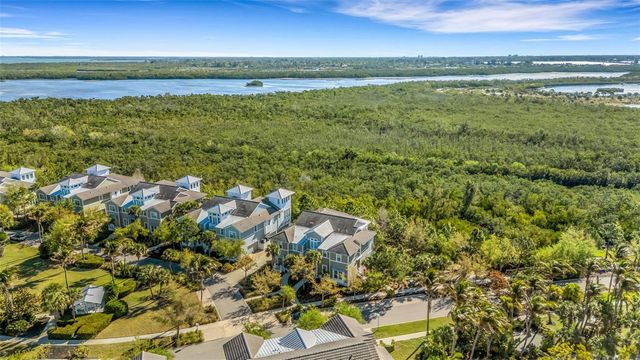 289 SAPPHIRE LAKE DRIVE 202, Bradenton, FL 34209