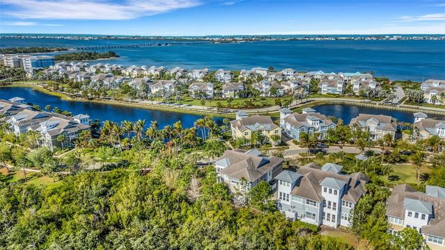 289 SAPPHIRE LAKE DRIVE 202, Bradenton, FL 34209