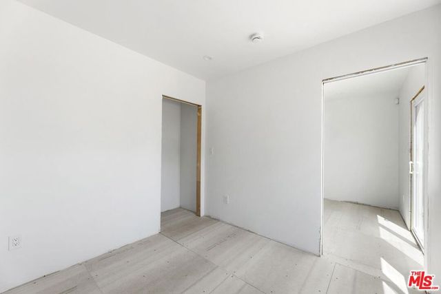 4218 W 58th Place, Los Angeles, CA 90043