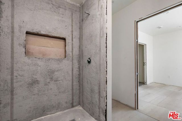 4218 W 58th Place, Los Angeles, CA 90043