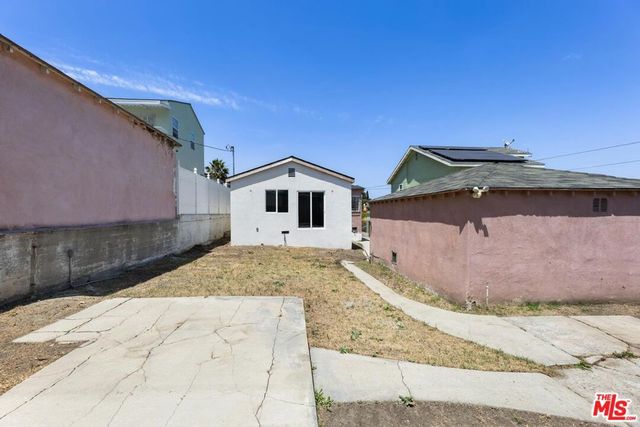 4218 W 58th Place, Los Angeles, CA 90043