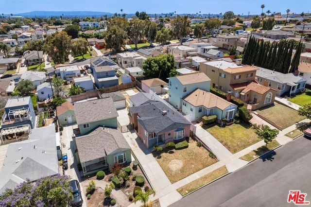 4218 W 58th Place, Los Angeles, CA 90043