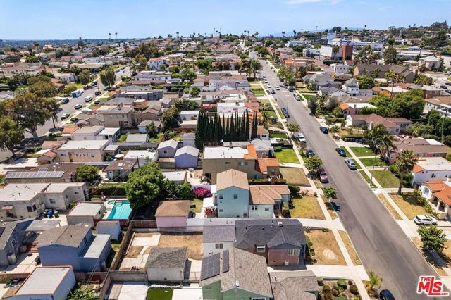 4218 W 58th Place, Los Angeles, CA 90043